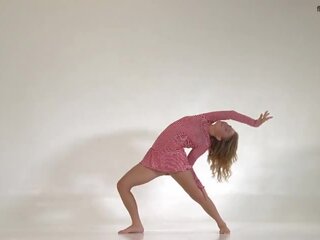Russian chubby flexible model Aliska Zhiros sex video videos