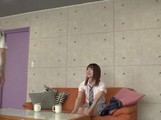 Hinako: bejba & naive najstnice (18+) umazano video posnetek b1