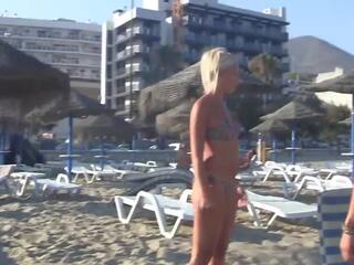 Pick-up lover on the beach and fuck her