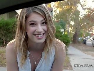 Thankful blondýnka dospívající hitchhiker fucks cizinci phallus